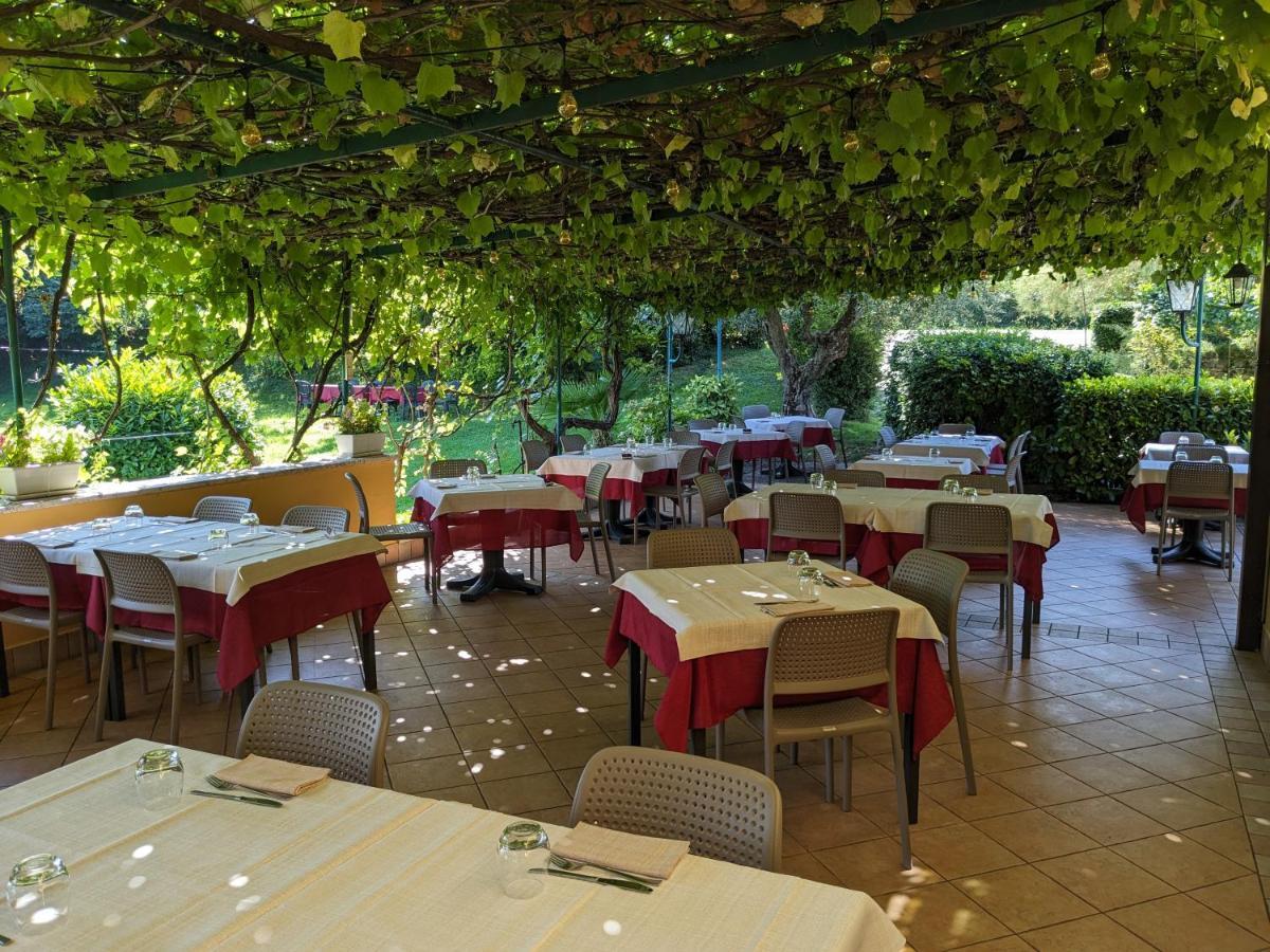 Ristorante Le Rasole Hotel Гарда Екстериор снимка